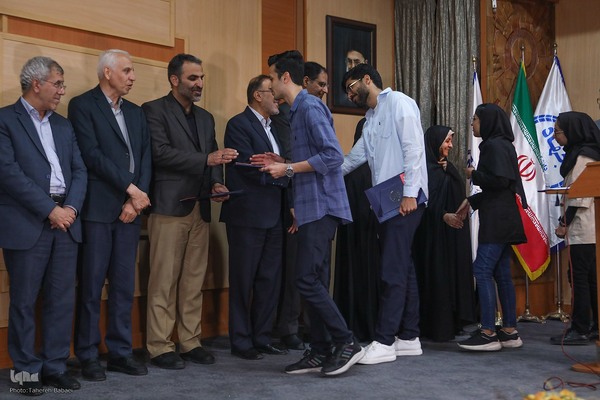 پایان مرحله منطقه‌ای مسابقات مناظره دانشجویان در واحد صنعتی شریف