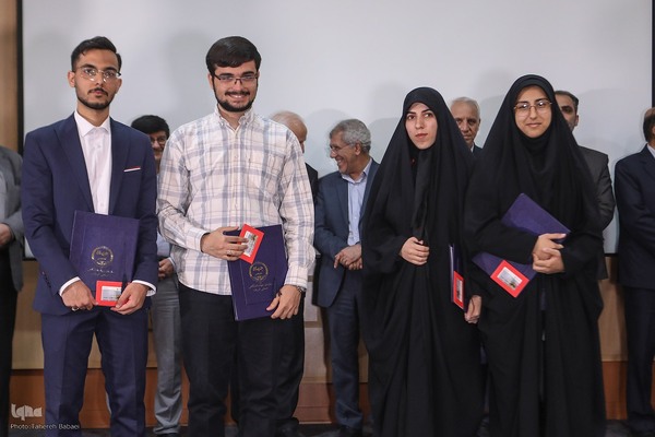 پایان مرحله منطقه‌ای مسابقات مناظره دانشجویان در واحد صنعتی شریف