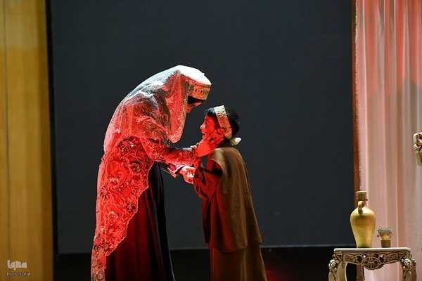 هفتاد و هفتمین محفل انس با قرآن بانوان