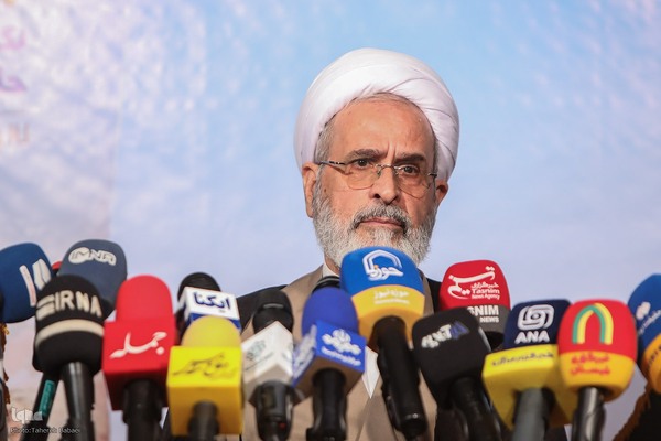 آیت‌الله علیرضا اعرافی، مدیر حوزه‌های علمیه کشور در نشست خبری همایش بین‌المللی یکصدمین سالگشت بازتأسیس حوزه علمیه قم