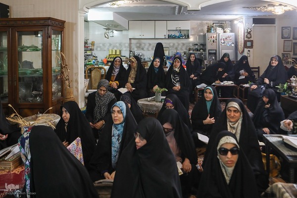 جشن روز معلم در جلسه آموزشی سیدمحسن موسوی‌بلده