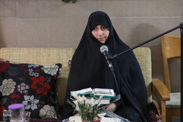 جشن روز معلم در جلسه آموزشی سیدمحسن موسوی‌بلده