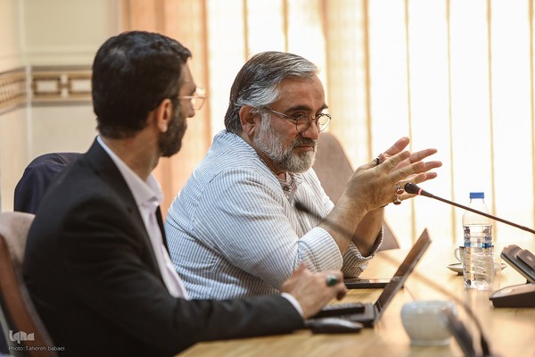 نشست ارائه راهکار‌های توسعه ابعاد بین‌المللی مسابقات قرآن ایران