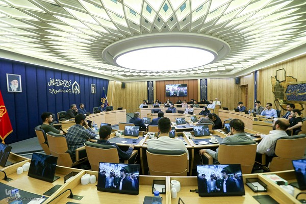 بازدیداعضای جهاد دانشگاهی از پارک علم و فناوری دانشگاه جامع امام حسین(ع)