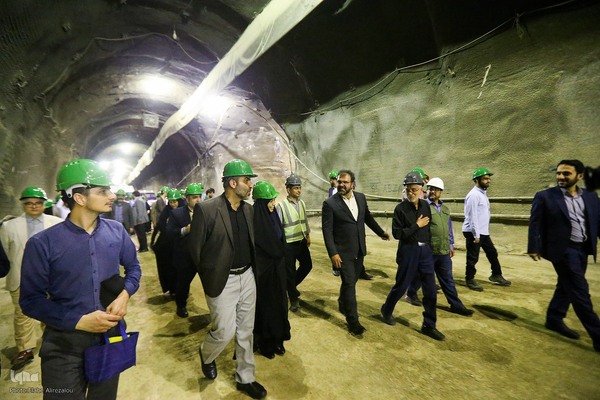 بازدیداعضای جهاد دانشگاهی از پارک علم و فناوری دانشگاه جامع امام حسین(ع)