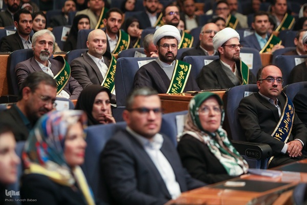 همایش شصت و سومین سال جایزه البرز سال