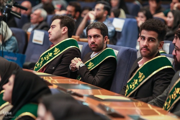 همایش شصت و سومین سال جایزه البرز سال