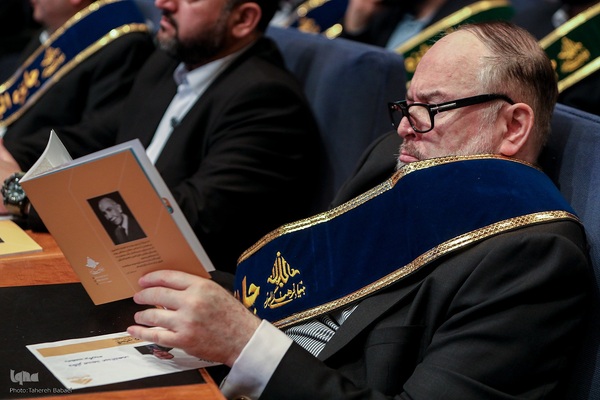 همایش شصت و سومین سال جایزه البرز سال