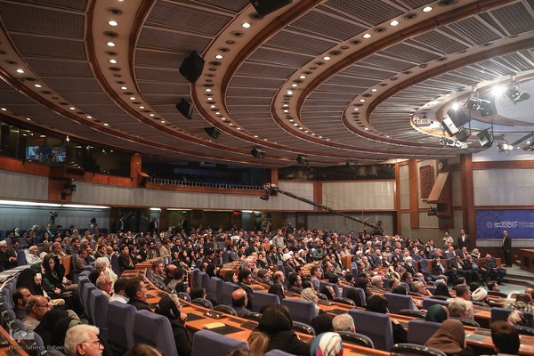 همایش شصت و سومین سال جایزه البرز سال