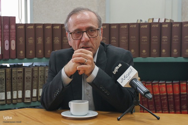 فرامرز حاج منوچهری-مدیرگروه قرآن و حدیث مرکز دایرت المعارف