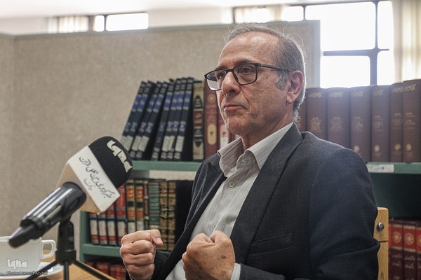 فرامرز حاج منوچهری-مدیرگروه قرآن و حدیث مرکز دایرت المعارف