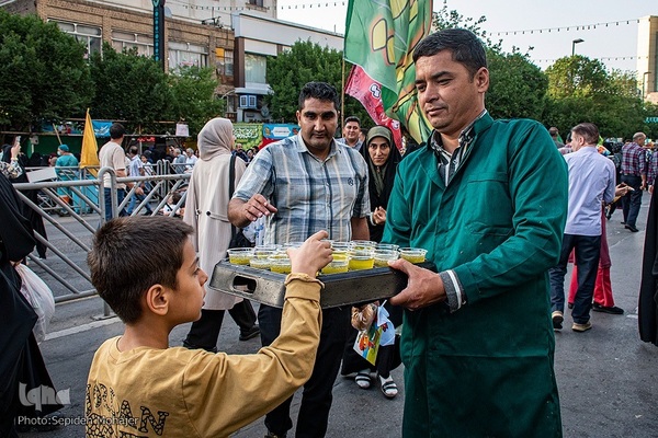 جشن بزرگ امام‌ رضایی‌ها در مشهد