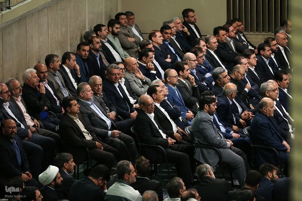 دیدار هزاران نفر از کارگران سراسر کشور با رهبر معظم انقلاب