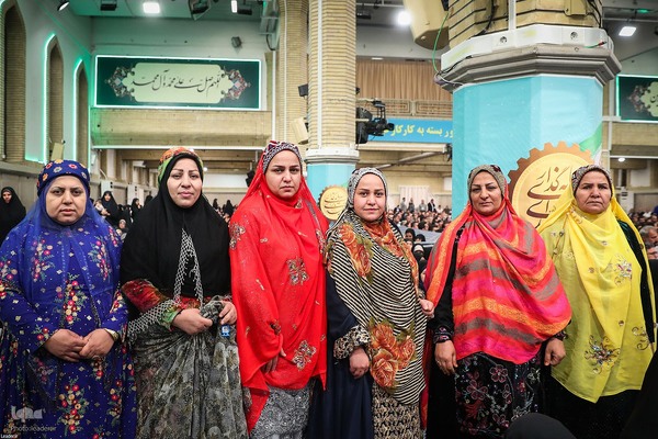 دیدار هزاران نفر از کارگران سراسر کشور با رهبر معظم انقلاب