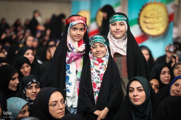 دیدار هزاران نفر از کارگران سراسر کشور با رهبر معظم انقلاب