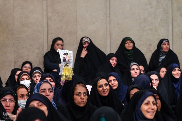 دیدار هزاران نفر از کارگران سراسر کشور با رهبر معظم انقلاب