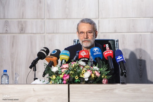 علی لاریجانی مشاور محترم مقام معظم رهبری و عضو شورای عالی انقلاب فرهنگی