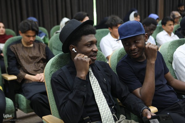 آیین گرامیداشت روز استاد و تکریم از مقام معلم