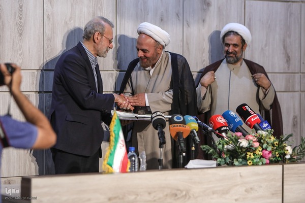 آیین گرامیداشت روز استاد و تکریم از مقام معلم