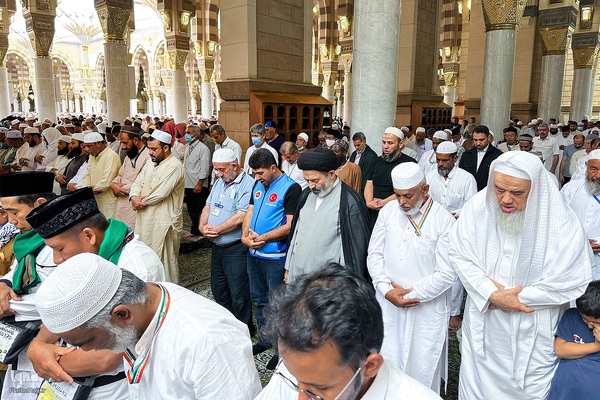 نماز جماعت در مسجد النبی