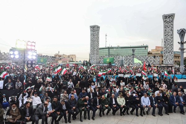 اجتماع مردمی شهدای خدمت، خادمان حرم ایران