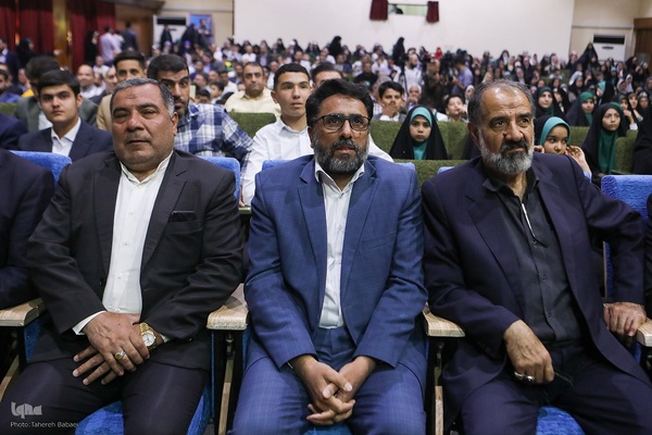 همایش تجلیل از حافظان کانون الزهرا مؤسسه مهد قرآن