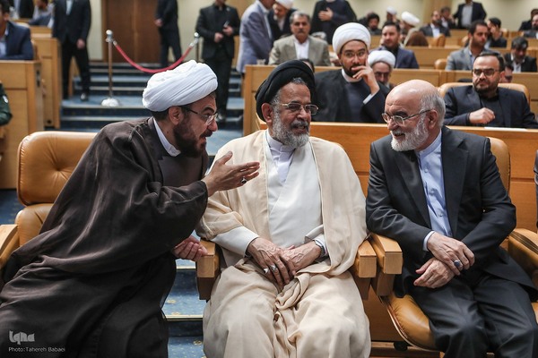 همایش بین‌المللی «دیپلماسی مقاومت» و گرامیداشت شهدای خدمت