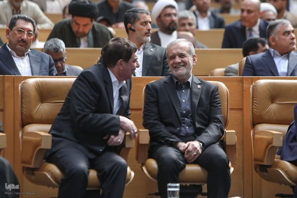 همایش بین‌المللی «دیپلماسی مقاومت» و گرامیداشت شهدای خدمت