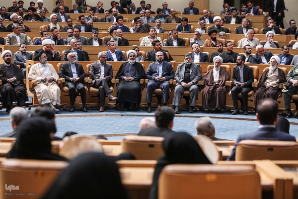 همایش بین‌المللی «دیپلماسی مقاومت» و گرامیداشت شهدای خدمت