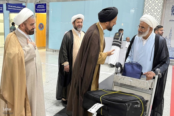 ورود نمایندگان دفاتر آیات و مراجع عظام تقلید به مدینه