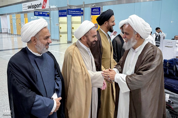 ورود نمایندگان دفاتر آیات و مراجع عظام تقلید به مدینه