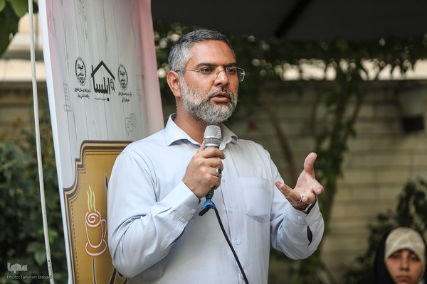 هم‌اندیشی صاحب‌نظران کسب‌وکارهای قرآنی در چهلمین نشست کافه محفل