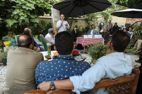 هم‌اندیشی صاحب‌نظران کسب‌وکارهای قرآنی در چهلمین نشست کافه محفل