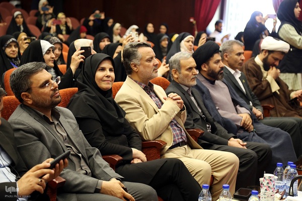 آئین اختتامیه بخش آوایی خواهران بیست و نهمین جشنواره قرآن وعترت وزارت بهداشت در زنجان