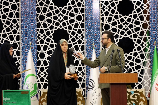 آئین اختتامیه بخش آوایی خواهران بیست و نهمین جشنواره قرآن وعترت وزارت بهداشت در زنجان