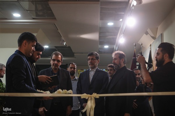 افتتاح نمایشگاه فرنود هشت