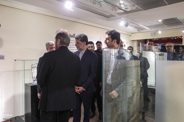 افتتاح نمایشگاه فرنود هشت