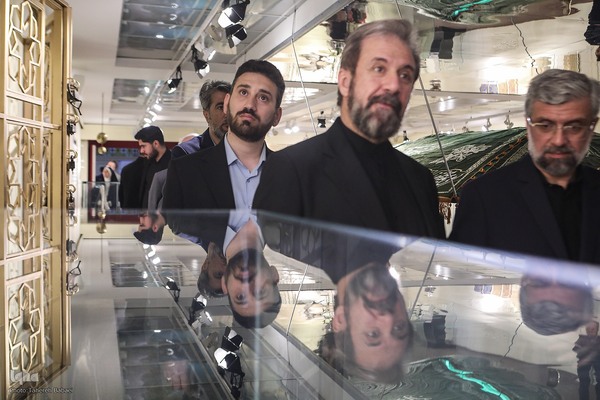 افتتاح نمایشگاه فرنود هشت