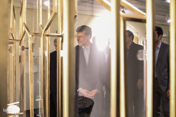 افتتاح نمایشگاه فرنود هشت