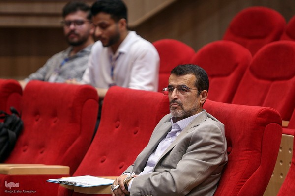 سیزدهمین دوره مسابقات ملی مناظره دانشجویان ایران