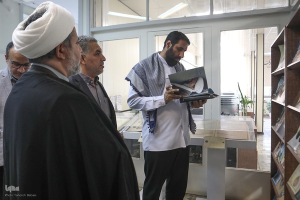 بازدید مدیر شبکه قرآن و معارف سیما از ایکنا