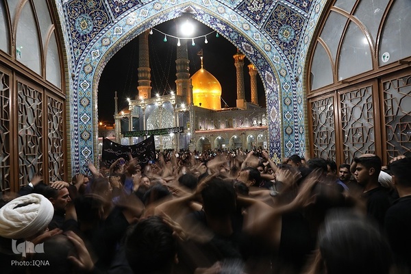عزاداری شب شهادت امام جواد(ع) در حرم حضرت معصومه(س)