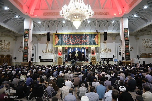 عزاداری شب شهادت امام جواد(ع) در حرم حضرت معصومه(س)