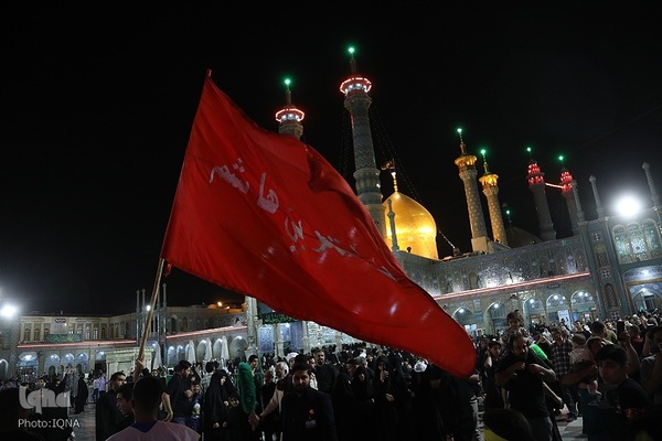عزاداری شب شهادت امام جواد(ع) در حرم حضرت معصومه(س)
