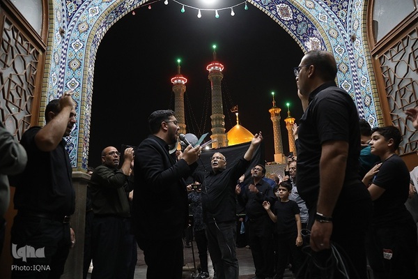 عزاداری شب شهادت امام جواد(ع) در حرم حضرت معصومه(س)