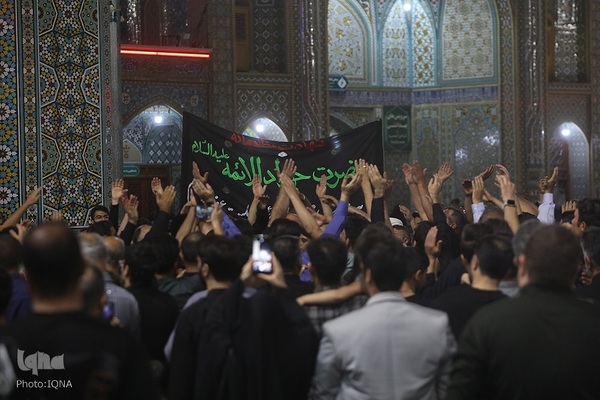 عزاداری شب شهادت امام جواد(ع) در حرم حضرت معصومه(س)