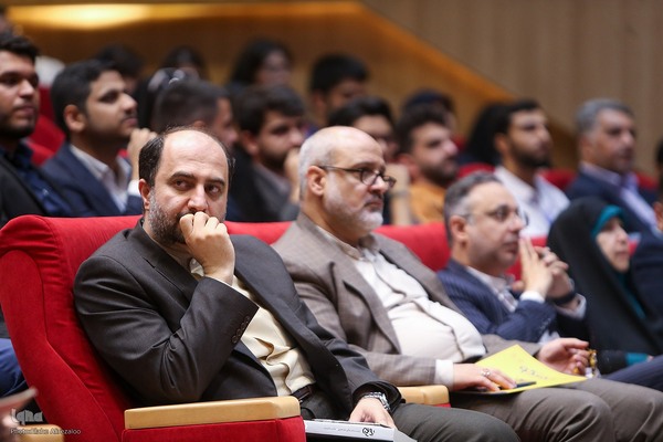 اختتامیه سیزدهمین دوره مسابقات ملی مناظره دانشجویان