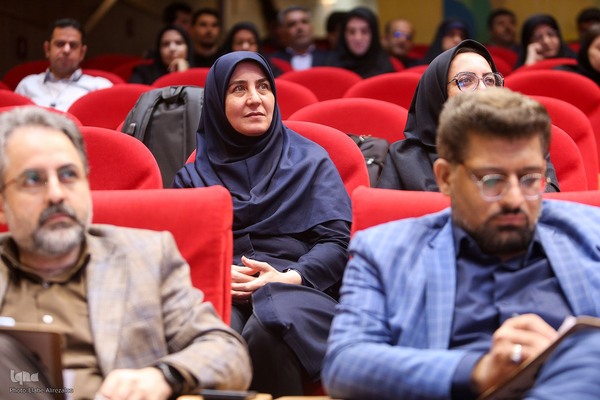 بخش نهایی سیزدهمین دوره مسابقات ملی مناظره دانشجویان ایران