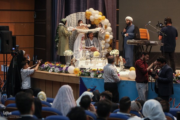 جشن ازدواج دانشجویی در دانشگاه علوم پزشکی ایران