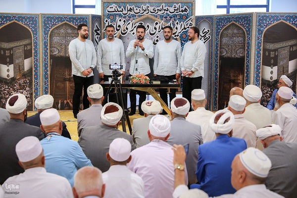 همایش سراسری زائران ایرانی اهل سنت